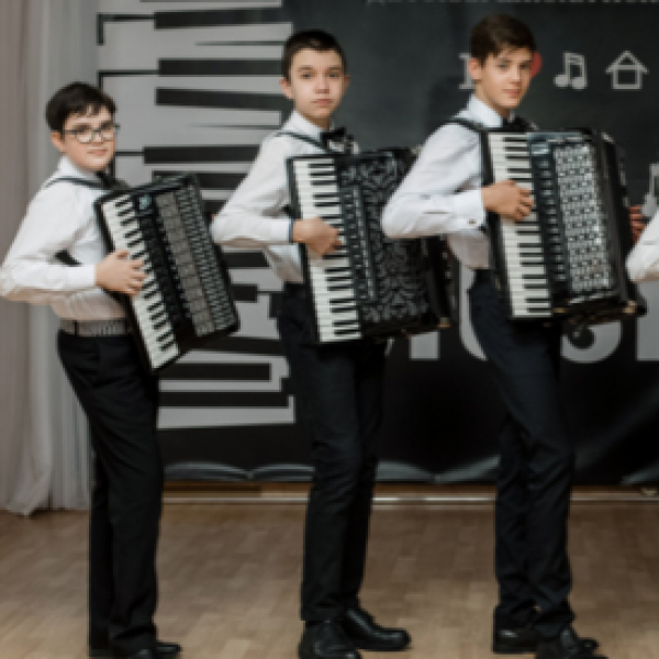 Образцовый инструментальный ансамбль «Джайв-аккорд»